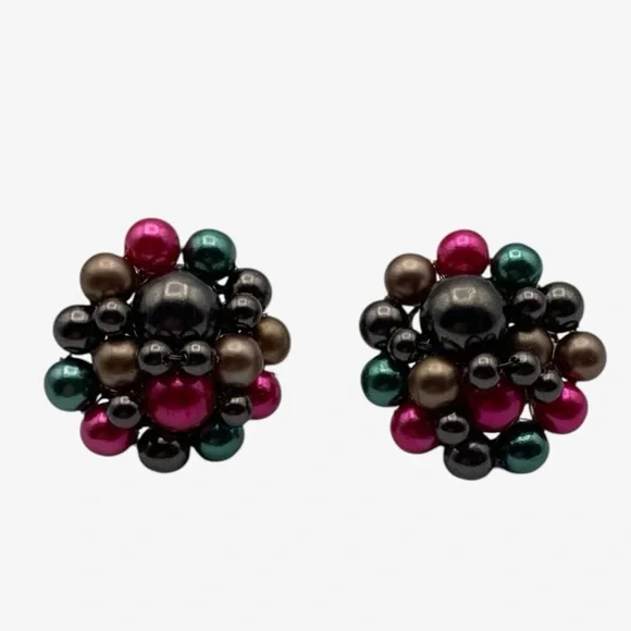 Vintage Double Strand Multi Color Metallic Pearl
Necklace & Clip On Earring Set - Picture 6 of 9